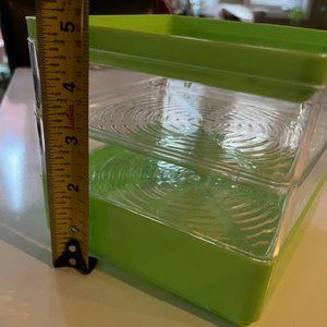 Kitchen Bundle Bee's Wrap and Sprout Box